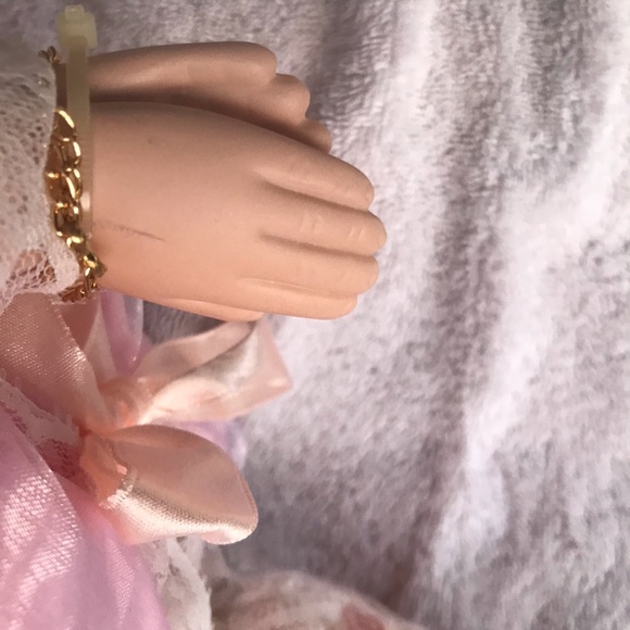 Porcelain Bedtime Prayer Doll - Picture 15 of 16